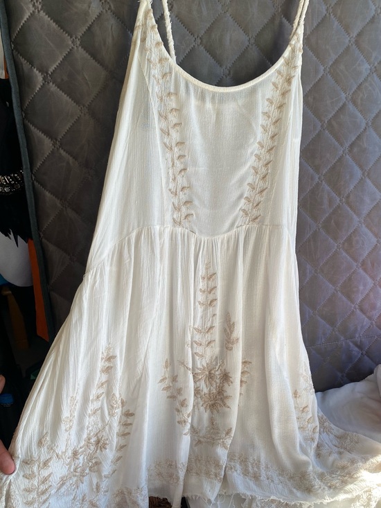 Free People Dresses & Skirts - Free People Meadows Of Medallion Embroidered Boho slip dress S